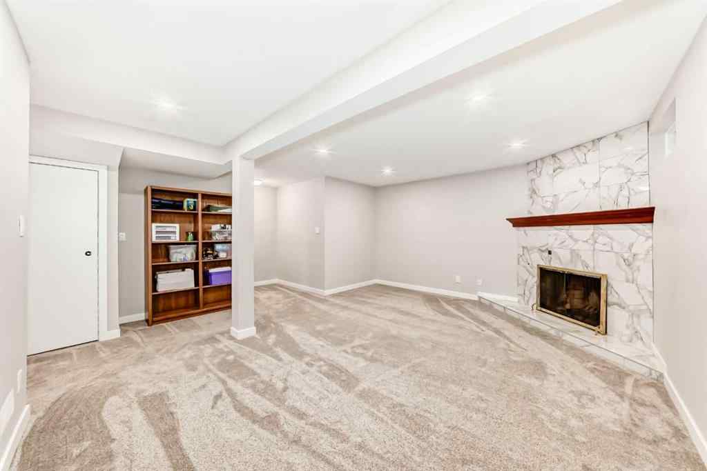 MLS® A2250629 - 51 Strathearn Crescent SW in Strathcona Park Calgary, Residential