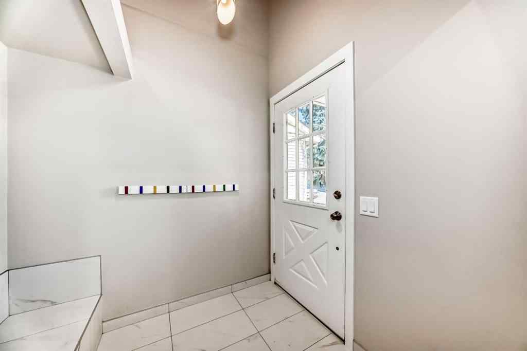MLS® A2250629 - 51 Strathearn Crescent SW in Strathcona Park Calgary, Residential
