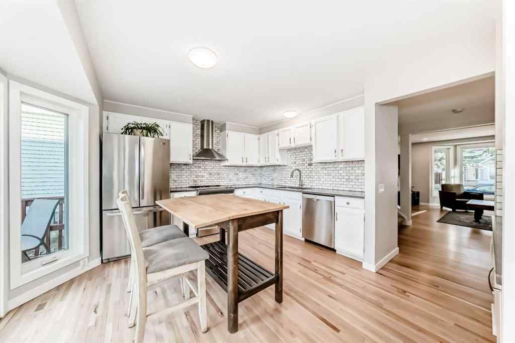 MLS® A2250629 - 51 Strathearn Crescent SW in Strathcona Park Calgary, Residential