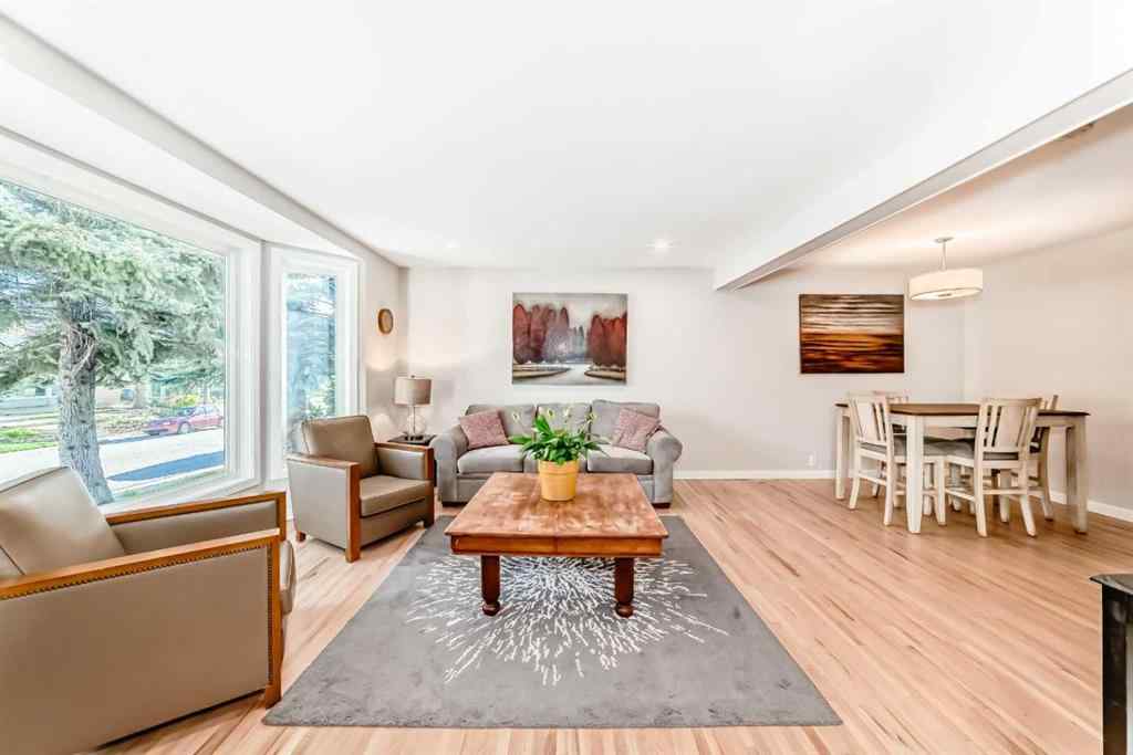 MLS® A2250629 - 51 Strathearn Crescent SW in Strathcona Park Calgary, Residential