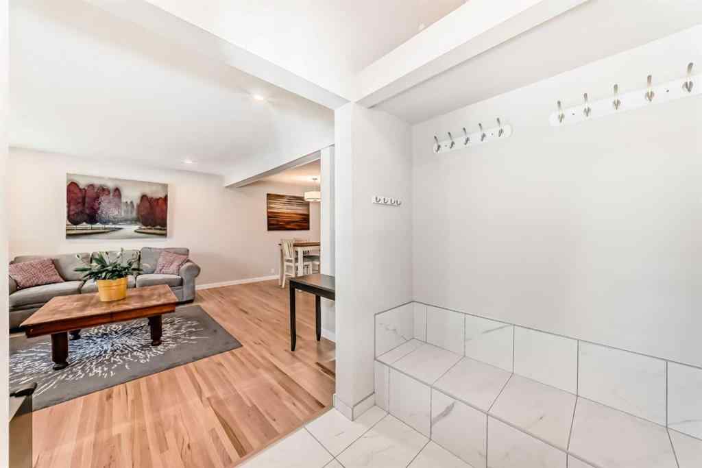 MLS® A2250629 - 51 Strathearn Crescent SW in Strathcona Park Calgary, Residential