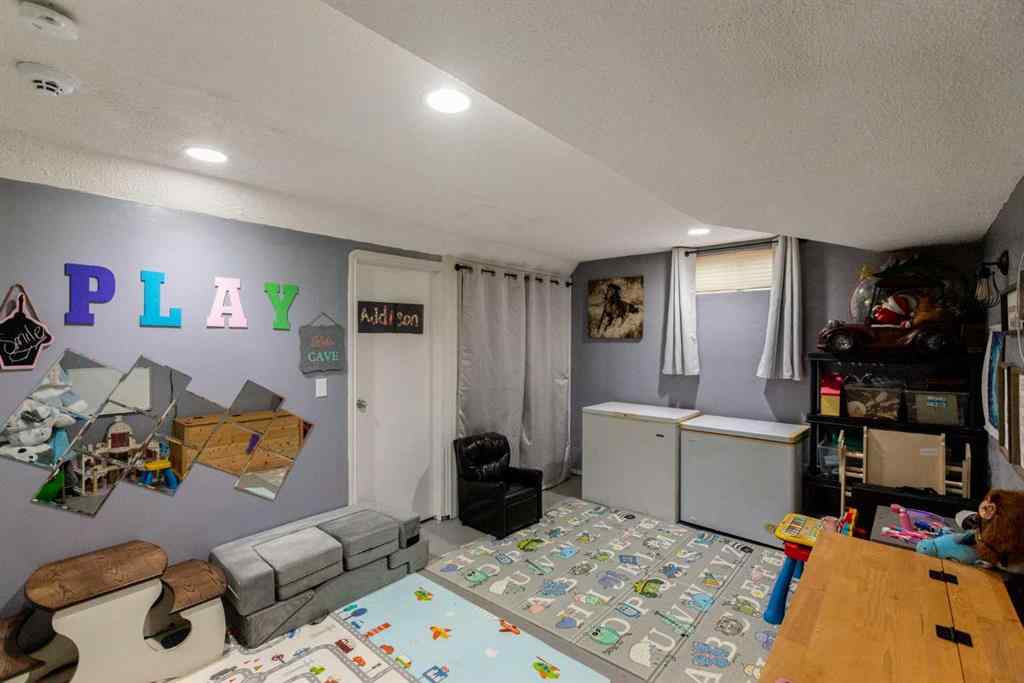 MLS® A2250630 - 62 Rupert Crescent  in Rosedale Estates Red Deer, Residential
