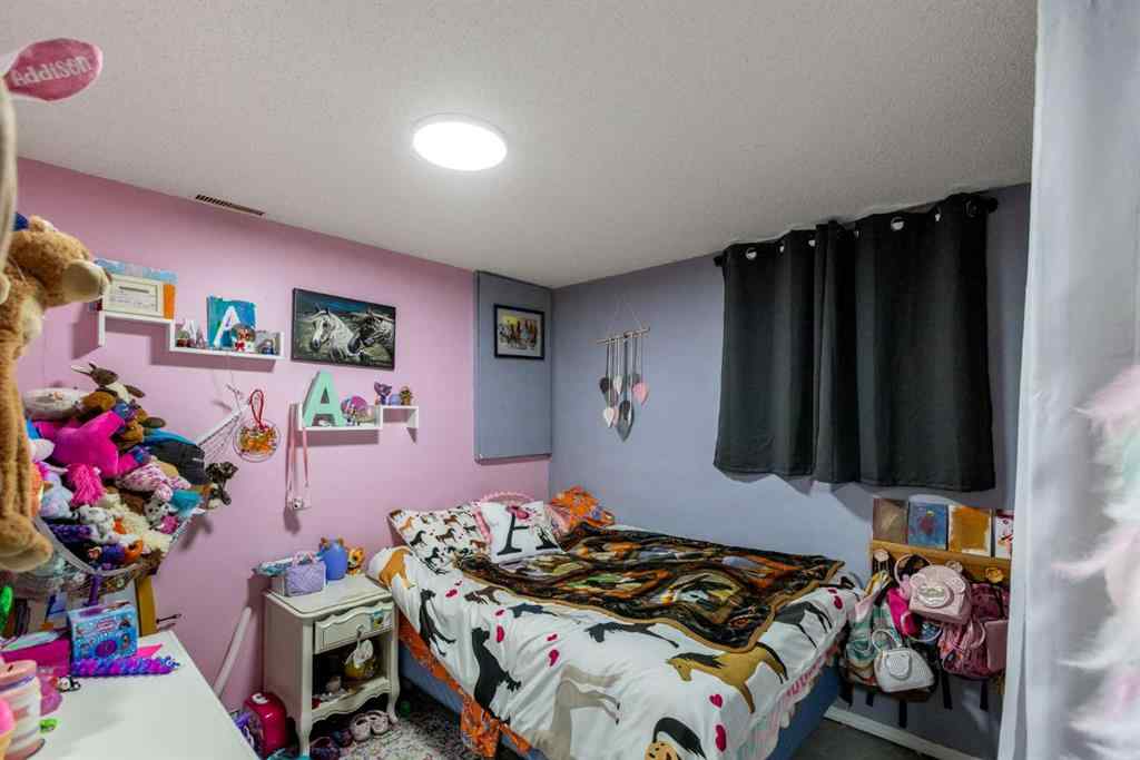 MLS® A2250630 - 62 Rupert Crescent  in Rosedale Estates Red Deer, Residential