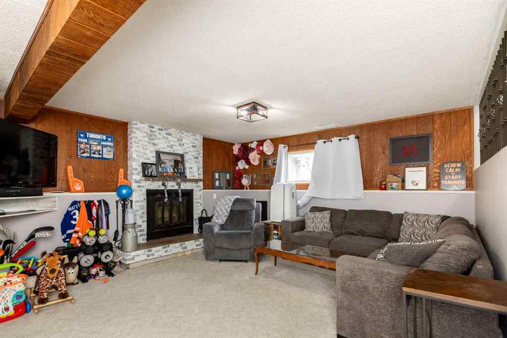 MLS® A2250630 - 62 Rupert Crescent  in Rosedale Estates Red Deer, Residential