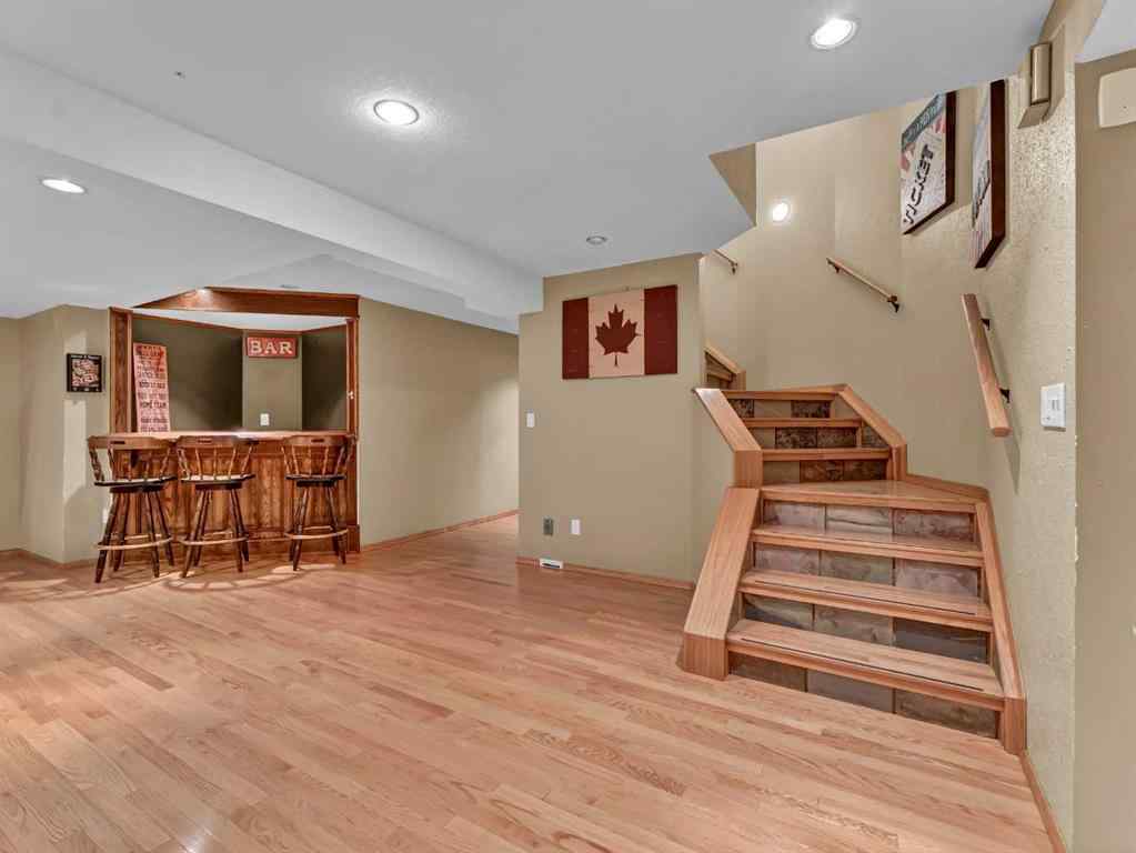 MLS® A2250633 - 18 Rideau Crescent SE in Ross Glen Medicine Hat, Residential