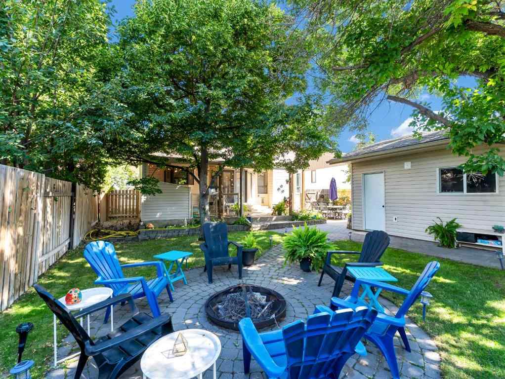 MLS® A2250633 - 18 Rideau Crescent SE in Ross Glen Medicine Hat, Residential