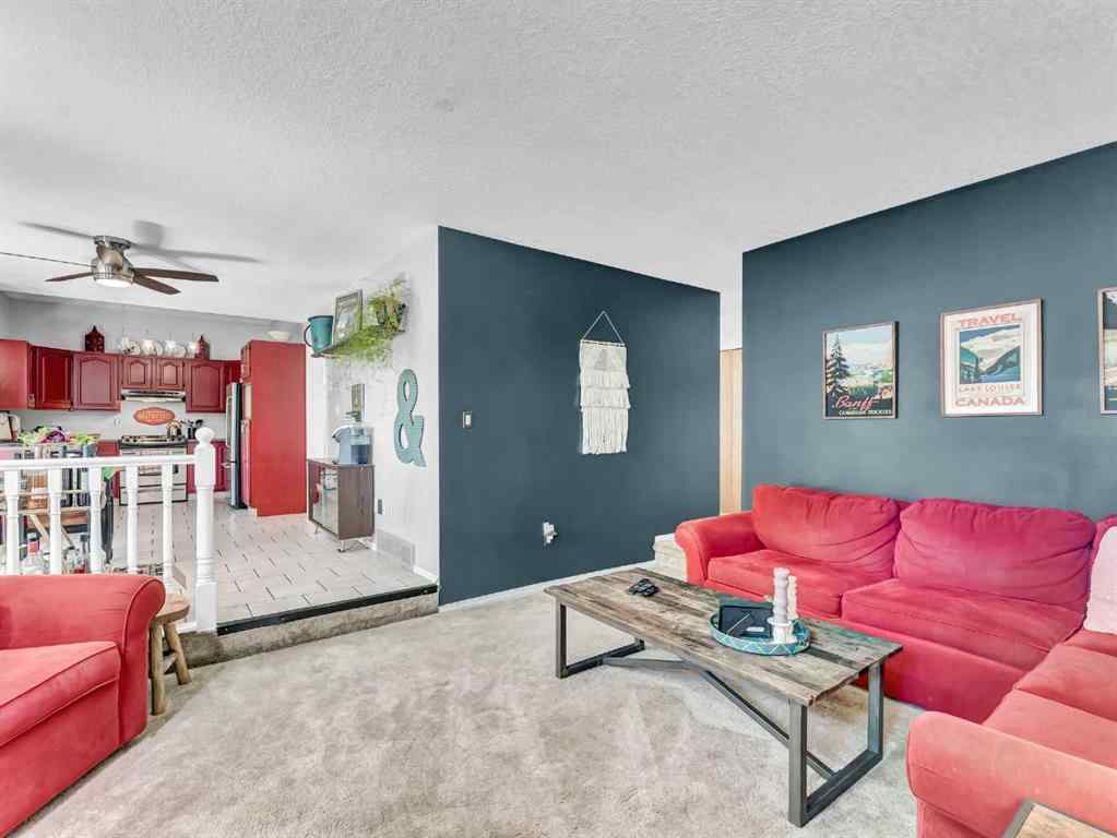 MLS® A2250633 - 18 Rideau Crescent SE in Ross Glen Medicine Hat, Residential