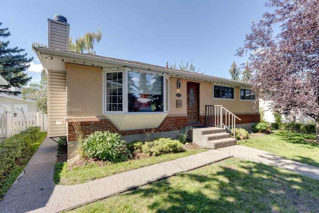 MLS® A2250636 - 419 Woodland Crescent SE in Willow Park Calgary, Residential