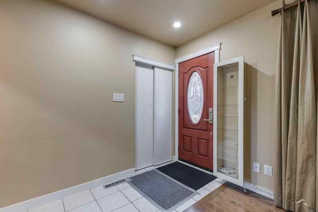 MLS® A2250636 - 419 Woodland Crescent SE in Willow Park Calgary, Residential