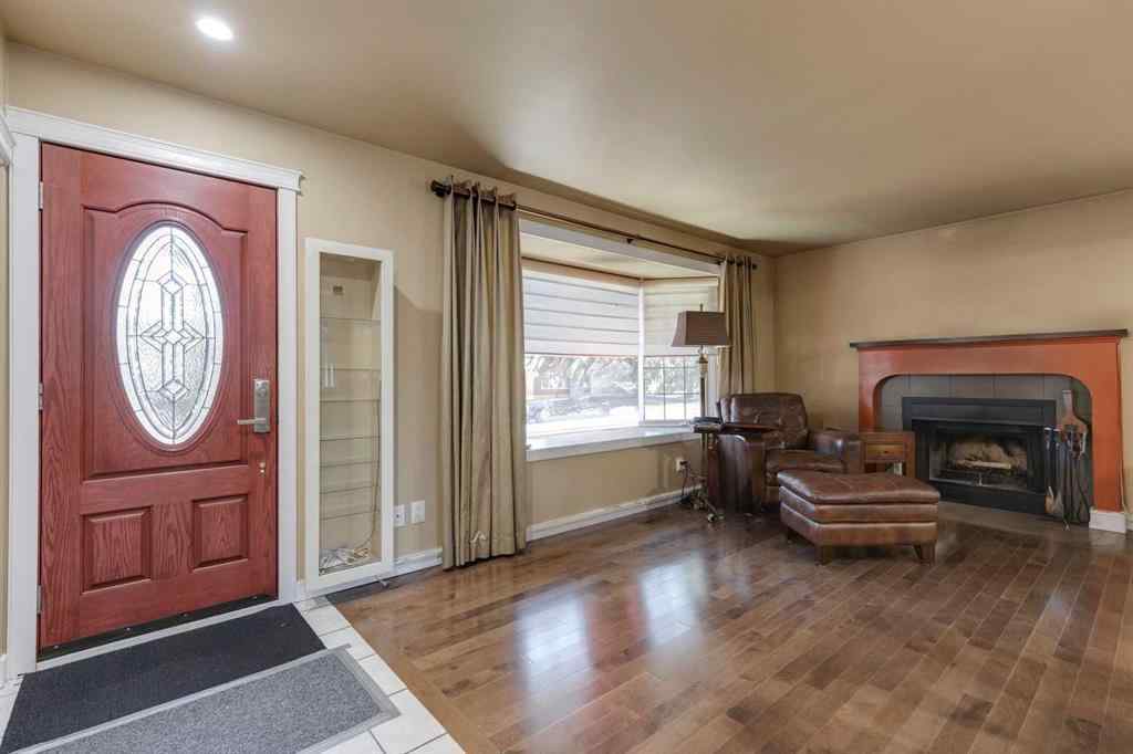 MLS® A2250636 - 419 Woodland Crescent SE in Willow Park Calgary, Residential