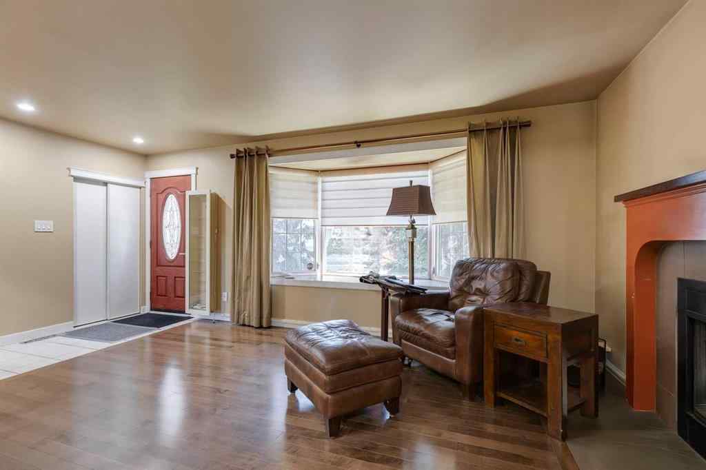 MLS® A2250636 - 419 Woodland Crescent SE in Willow Park Calgary, Residential