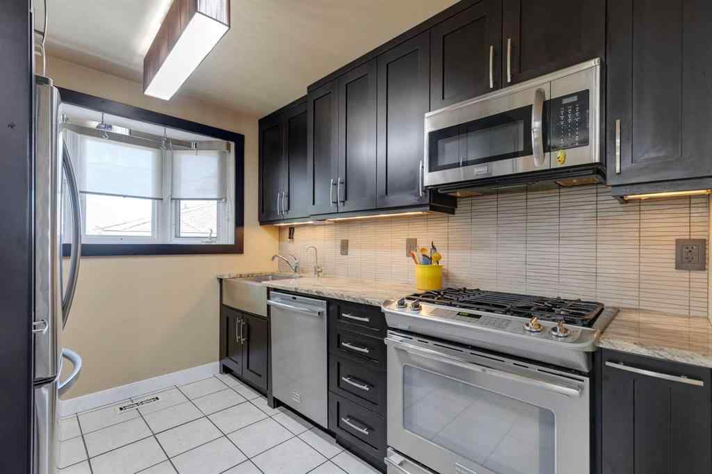 MLS® A2250636 - 419 Woodland Crescent SE in Willow Park Calgary, Residential