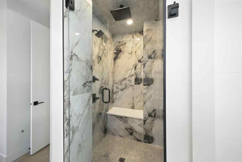 MLS® A2250640 - 3017 36 Street SW in Killarney/Glengarry Calgary, Residential
