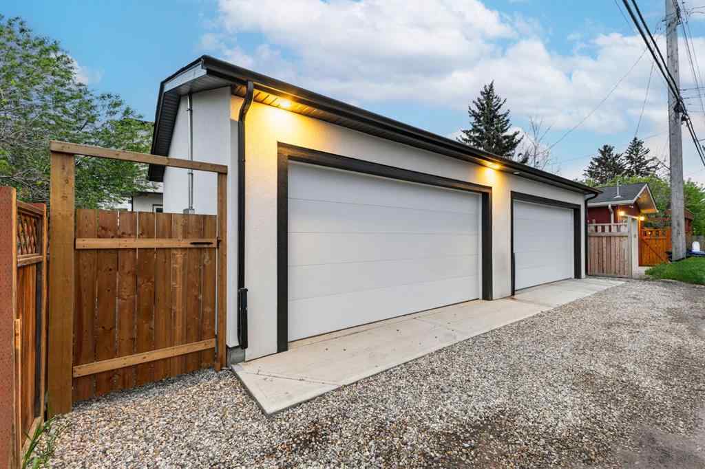 MLS® A2250640 - 3017 36 Street SW in Killarney/Glengarry Calgary, Residential