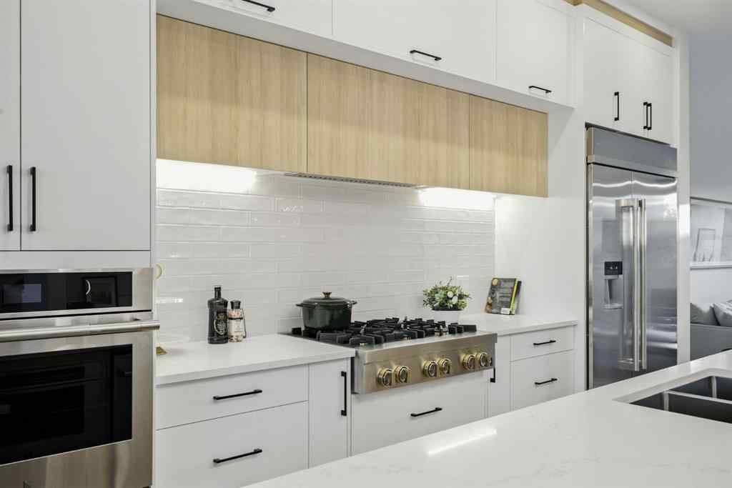 MLS® A2250640 - 3017 36 Street SW in Killarney/Glengarry Calgary, Residential