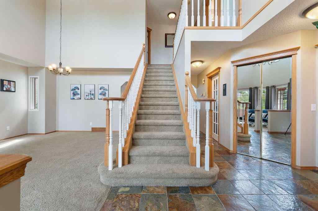 MLS® A2250641 - 9 Valley Meadow Close NW in Valley Ridge Calgary, Residential
