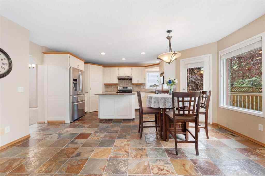 MLS® A2250641 - 9 Valley Meadow Close NW in Valley Ridge Calgary, Residential