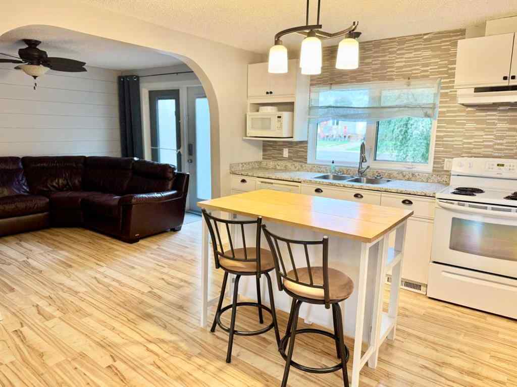 MLS® A2250642 - 107 Central Avenue S.W.   in NONE Falher, Residential