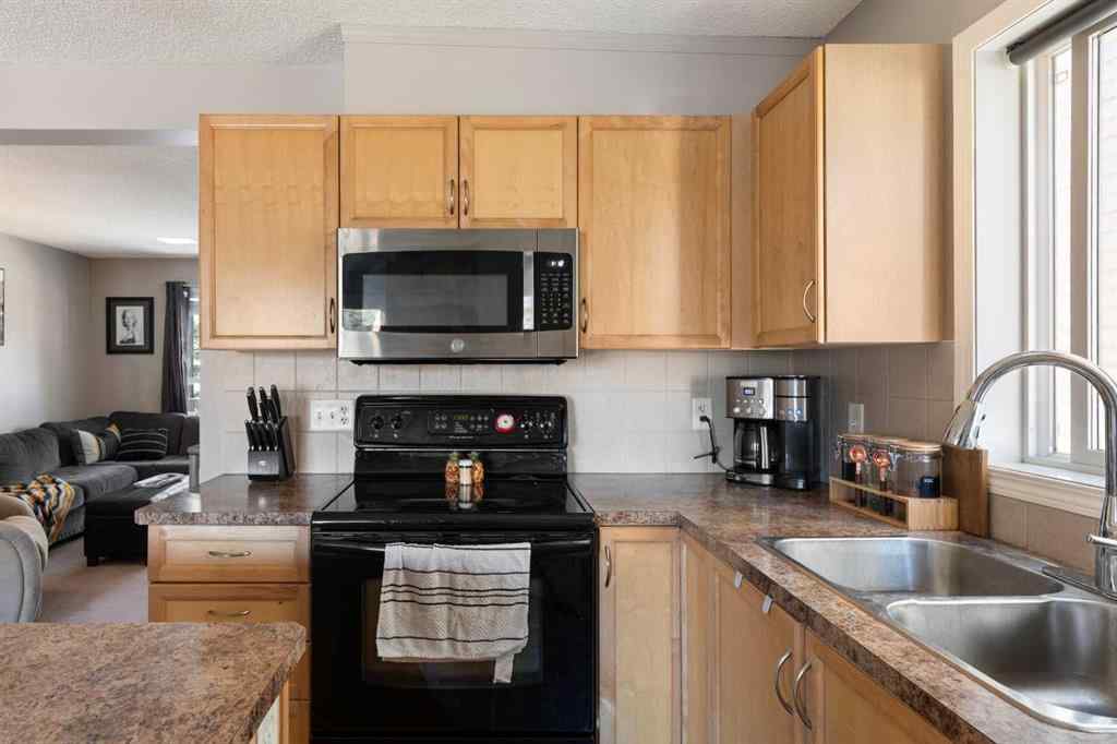 MLS® A2250643 - 133 Auburn Bay View SE in Auburn Bay Calgary, Residential