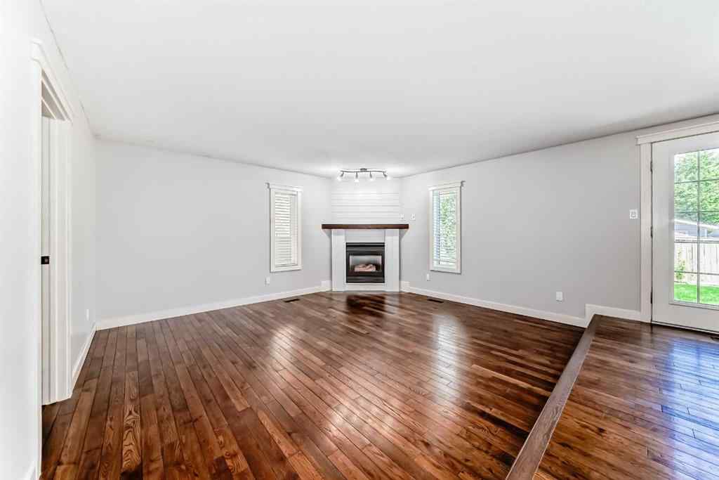 MLS® A2250647 - 42 Denmark Crescent  in Deer Park Village Red Deer, Residential