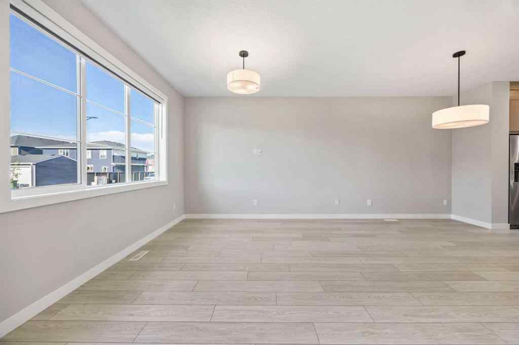 MLS® A2250648 - 204 Chelsea Manor  in Chelsea_CH Chestermere, Residential