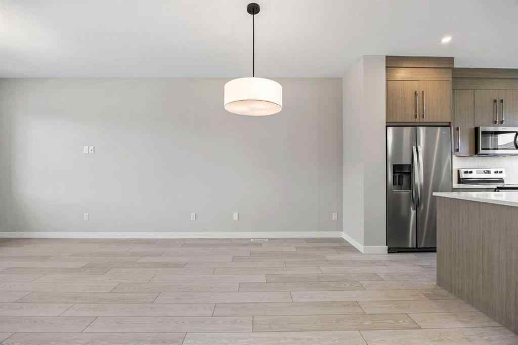 MLS® A2250648 - 204 Chelsea Manor  in Chelsea_CH Chestermere, Residential