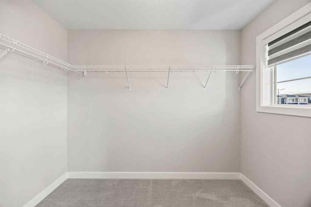 MLS® A2250648 - 204 Chelsea Manor  in Chelsea_CH Chestermere, Residential