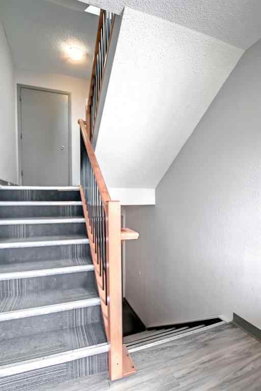 MLS® A2250655 - Unit #101 4512 75 Street NW in Bowness Calgary, Residential