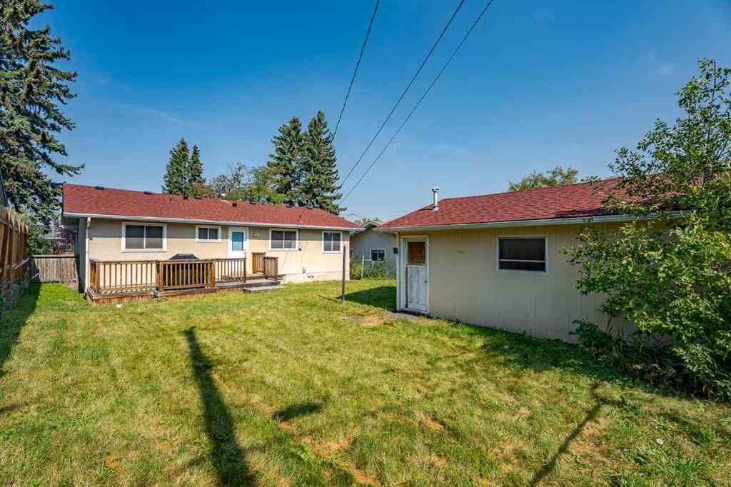 MLS® A2250664 - 631 Hunts Crescent NW in Huntington Hills Calgary, Residential