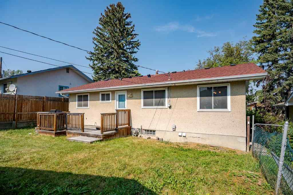 MLS® A2250664 - 631 Hunts Crescent NW in Huntington Hills Calgary, Residential