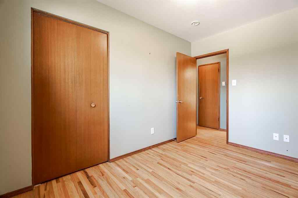 MLS® A2250664 - 631 Hunts Crescent NW in Huntington Hills Calgary, Residential