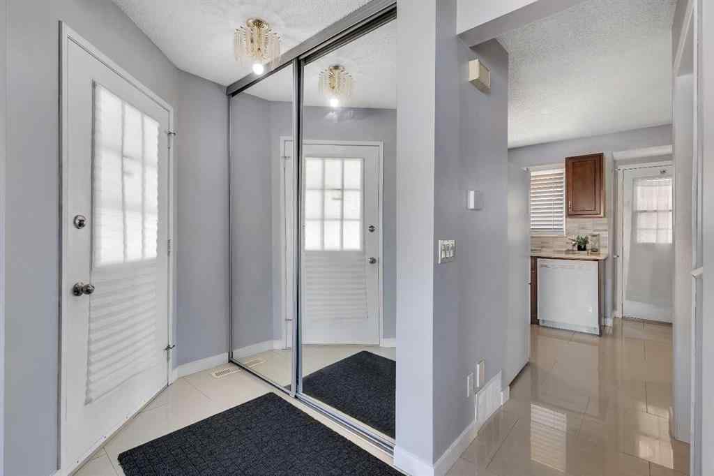 MLS® A2250665 - 43 MARTINWOOD Road NE in Martindale Calgary, Residential