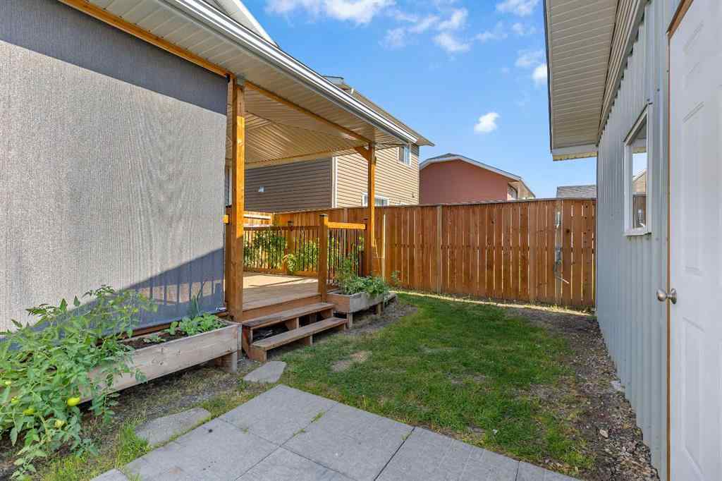 MLS® A2250665 - 43 MARTINWOOD Road NE in Martindale Calgary, Residential