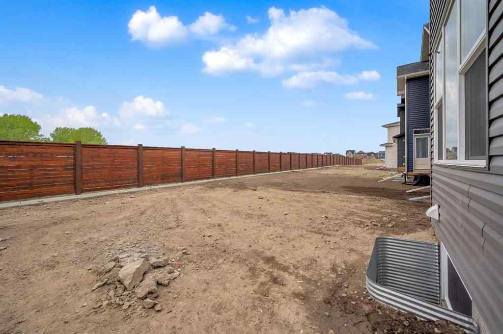 MLS® A2250668 - 1182 Chinook Winds Circle SW in Chinook Gate Airdrie, Residential