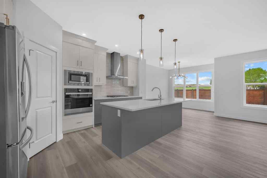 MLS® A2250668 - 1182 Chinook Winds Circle SW in Chinook Gate Airdrie, Residential