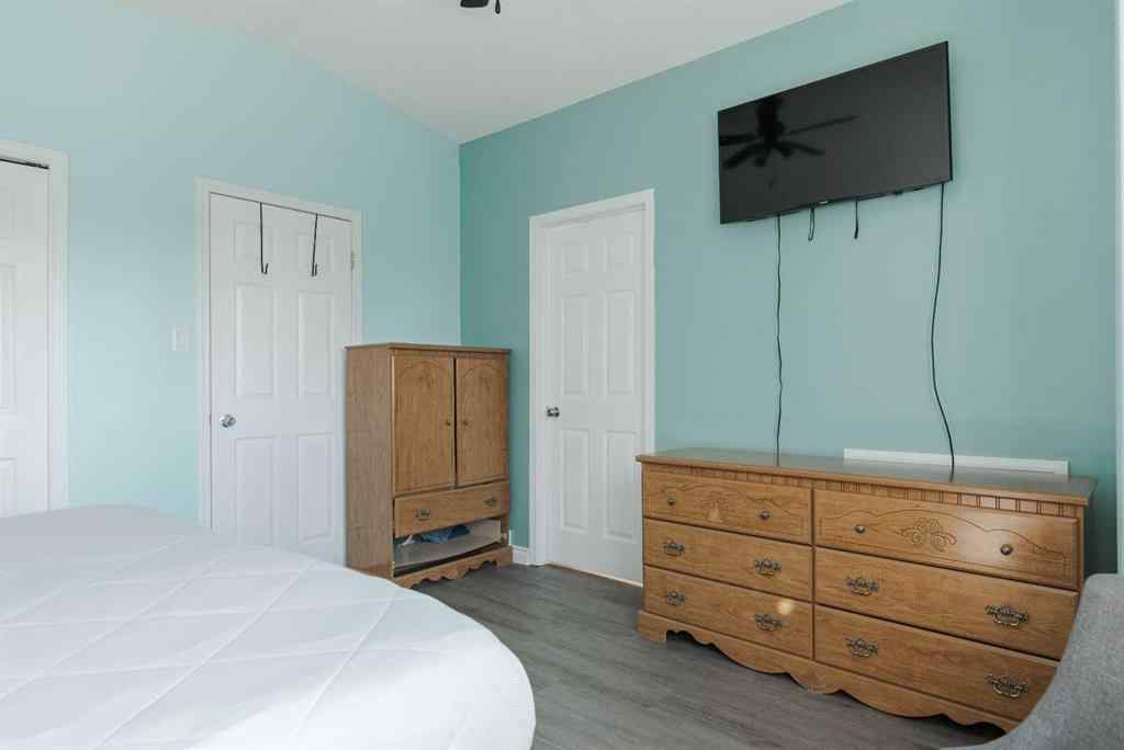 MLS® A2250669 - 262 Laffont Way  in Timberlea Fort McMurray, Residential