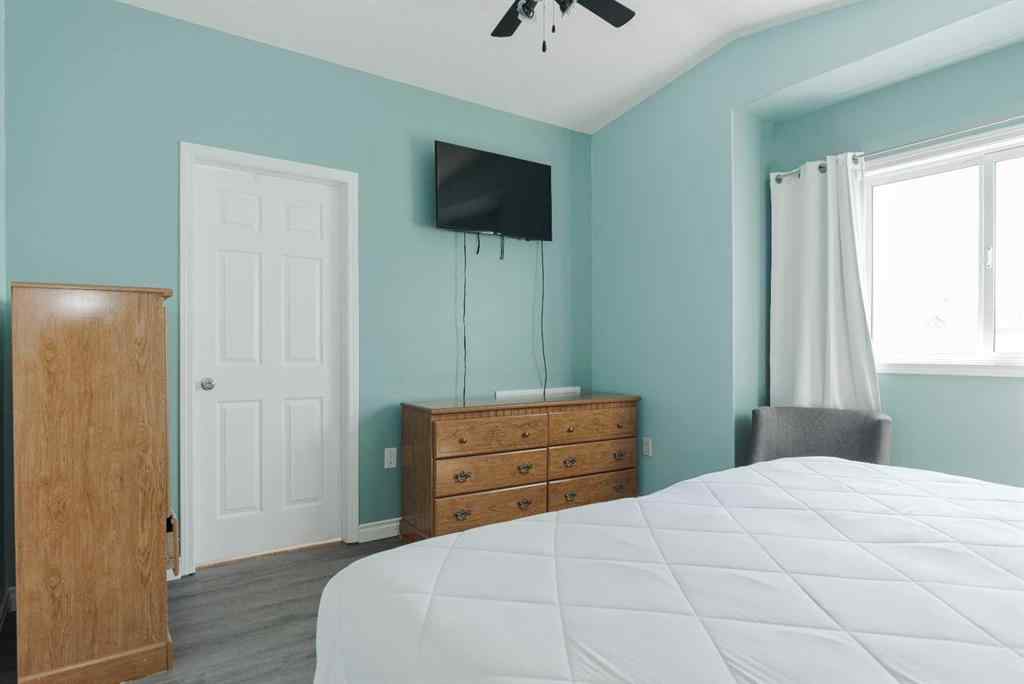 MLS® A2250669 - 262 Laffont Way  in Timberlea Fort McMurray, Residential