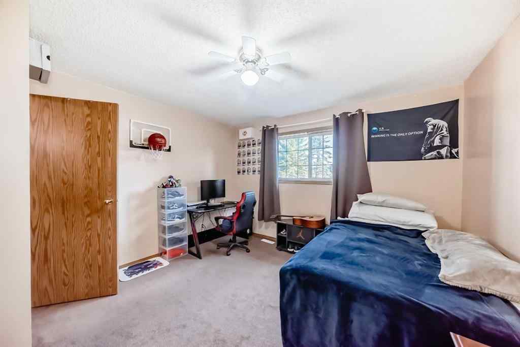 MLS® A2250681 - 36 Somervale Park SW in Somerset Calgary, Residential