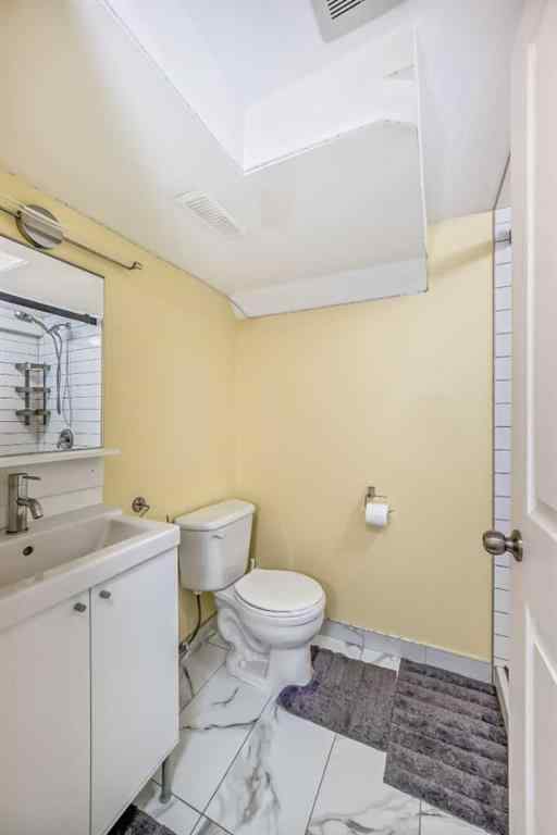 MLS® A2250681 - 36 Somervale Park SW in Somerset Calgary, Residential