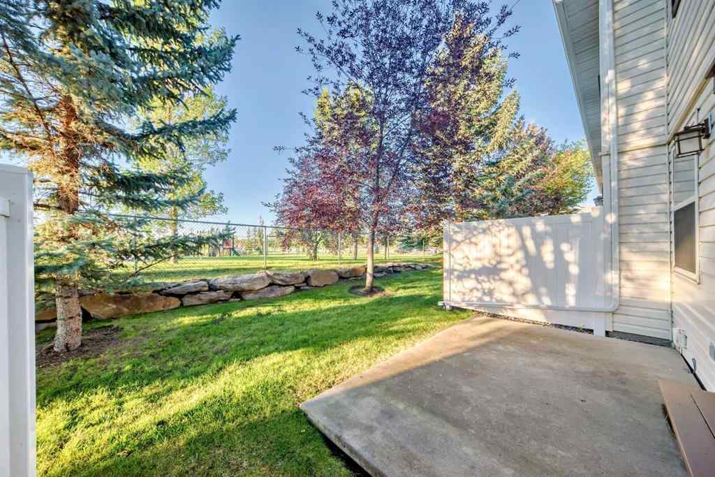 MLS® A2250681 - 36 Somervale Park SW in Somerset Calgary, Residential
