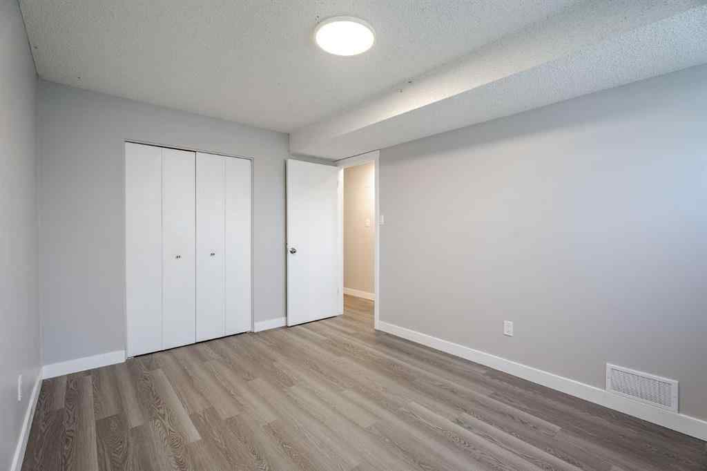 MLS® A2250685 - 424 Sabrina Road SW in Southwood Calgary, Multi-Family