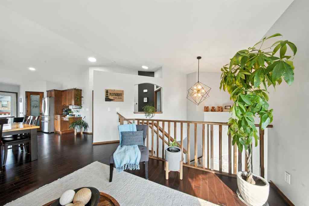 MLS® A2250688 - 28 Irving Crescent  in Inglewood West Red Deer, Residential