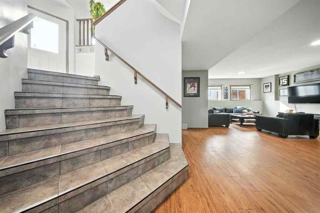 MLS® A2250688 - 28 Irving Crescent  in Inglewood West Red Deer, Residential