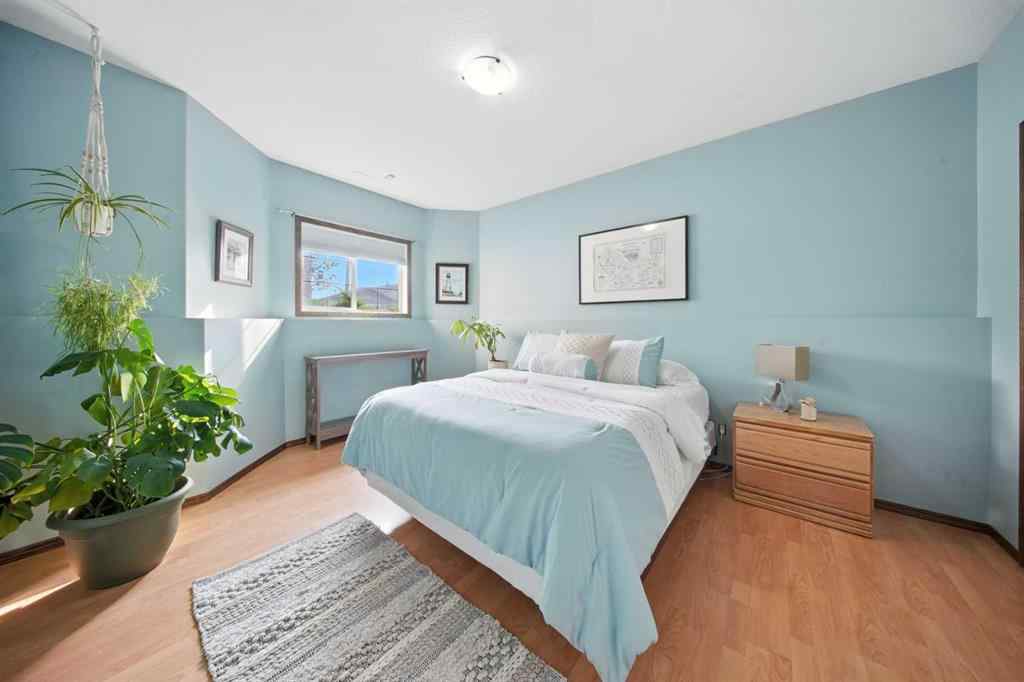 MLS® A2250688 - 28 Irving Crescent  in Inglewood West Red Deer, Residential