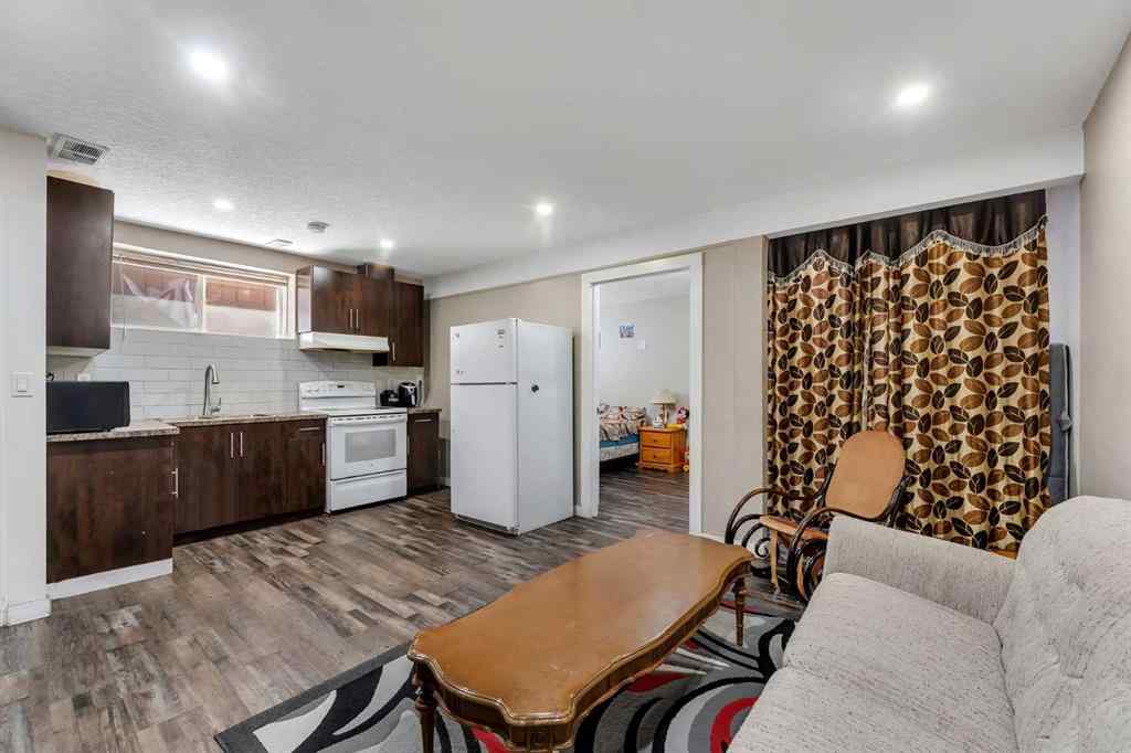 MLS® A2250694 - 949 Taradale Drive NE in Taradale Calgary, Residential