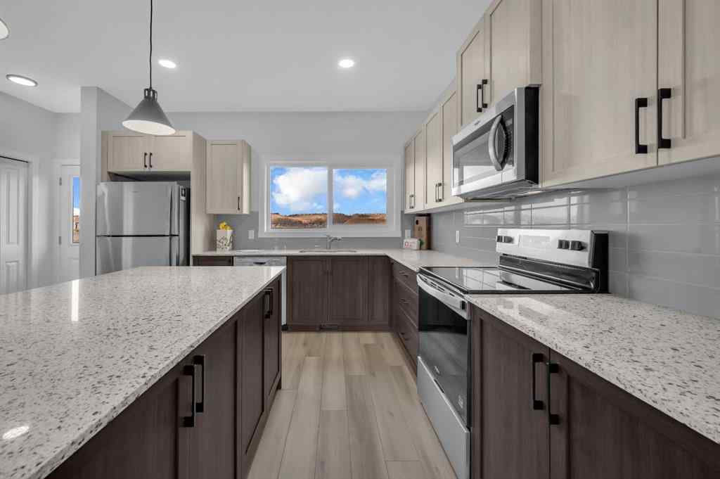 MLS® A2250697 - 614 WOLF WILLOW Boulevard SE in Wolf Willow Calgary, Residential
