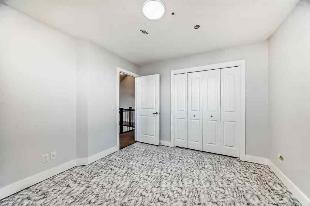 MLS® A2250699 - 193 Rainbow Falls Heath  in Rainbow Falls Chestermere, Residential