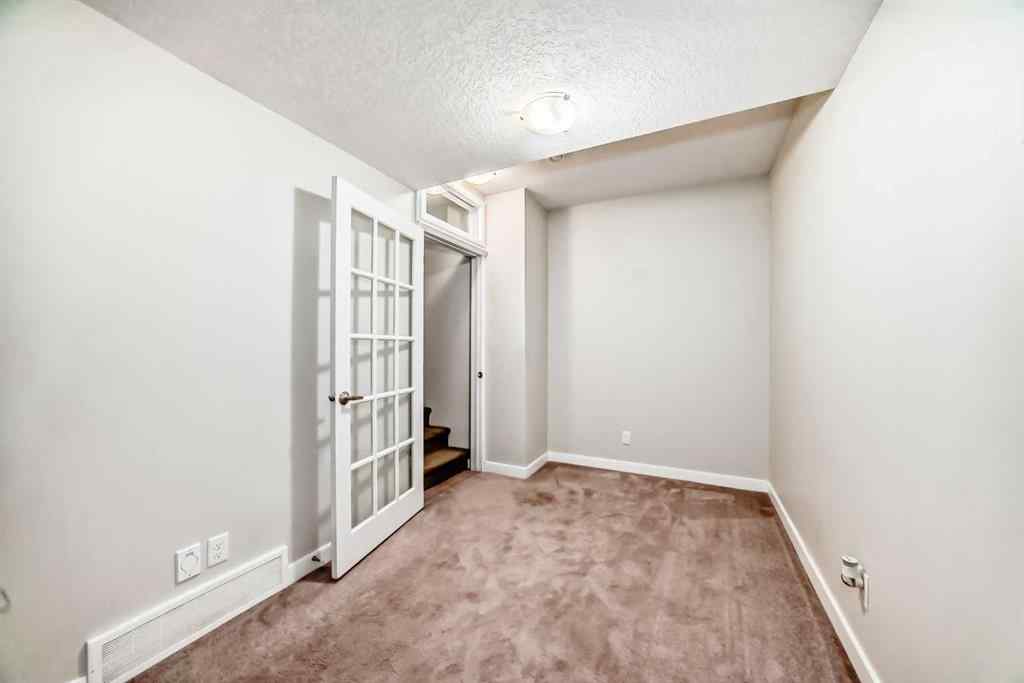 MLS® A2250699 - 193 Rainbow Falls Heath  in Rainbow Falls Chestermere, Residential