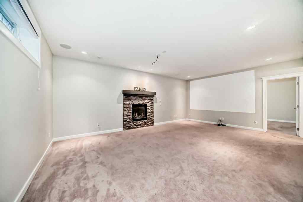 MLS® A2250699 - 193 Rainbow Falls Heath  in Rainbow Falls Chestermere, Residential