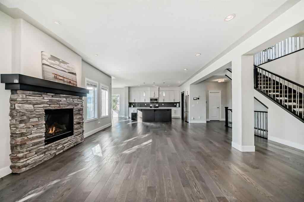 MLS® A2250699 - 193 Rainbow Falls Heath  in Rainbow Falls Chestermere, Residential